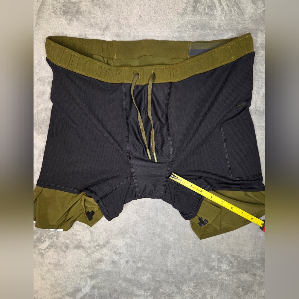 Lululemon Mens Surge Short in Army Green - Size XXL - Picture 7 of 11